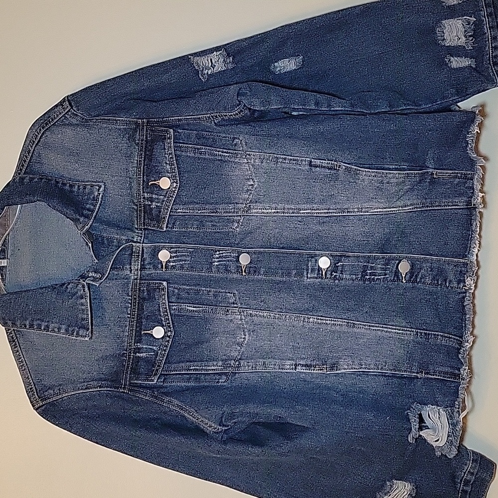 Distressed Blue Denim Trucker Jacket Women 2XL Ripped Raw Hem Medium Wash